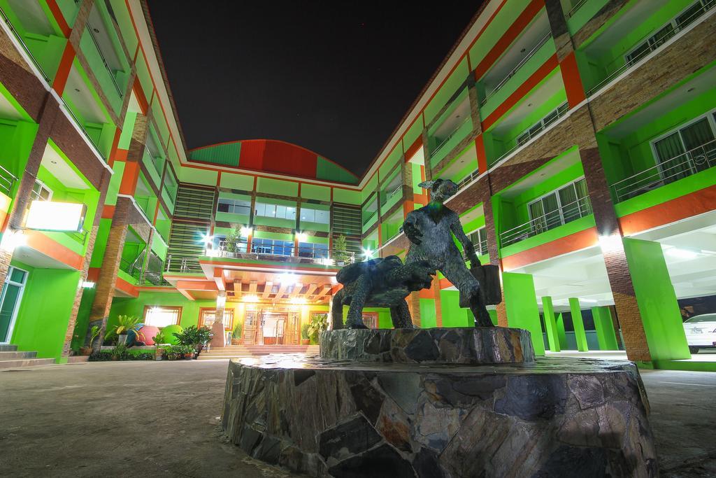 Hisoplace Udon Thani Exterior photo